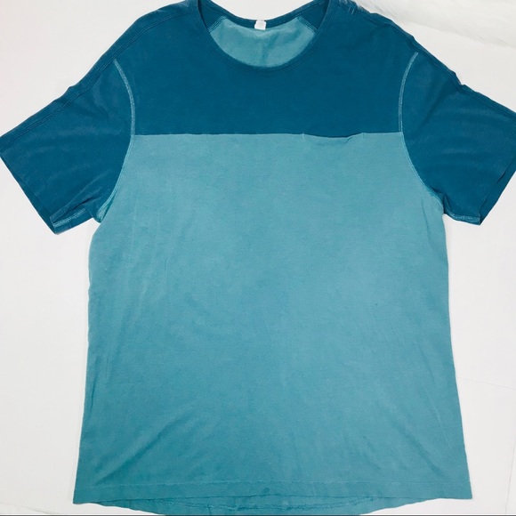 lululemon athletica Other - Lululemon Men’s XL Two Toned Color Block T-shirt